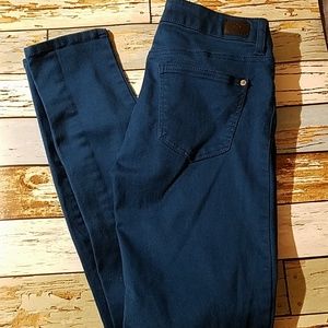 Celebrity pink skinny pants size 27